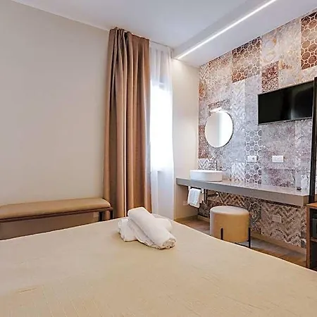 Katy Hotel
